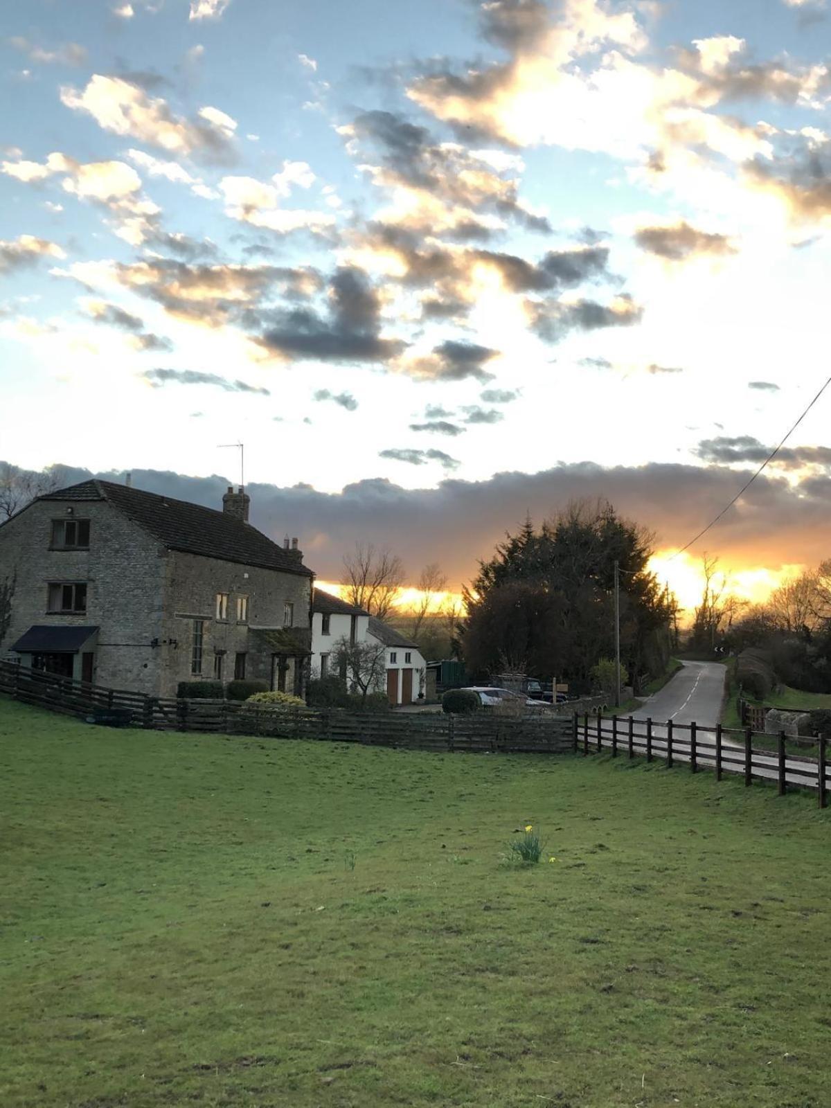 Astwell Mill Bed & Breakfast Helmdon Exterior photo